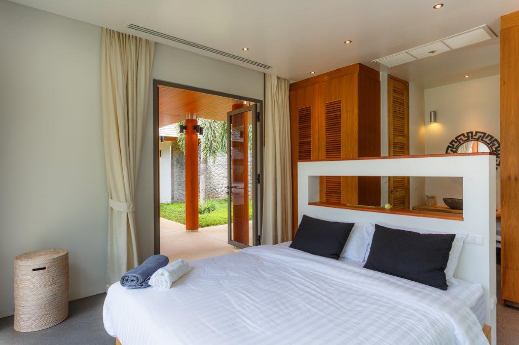 luxury villas phuket